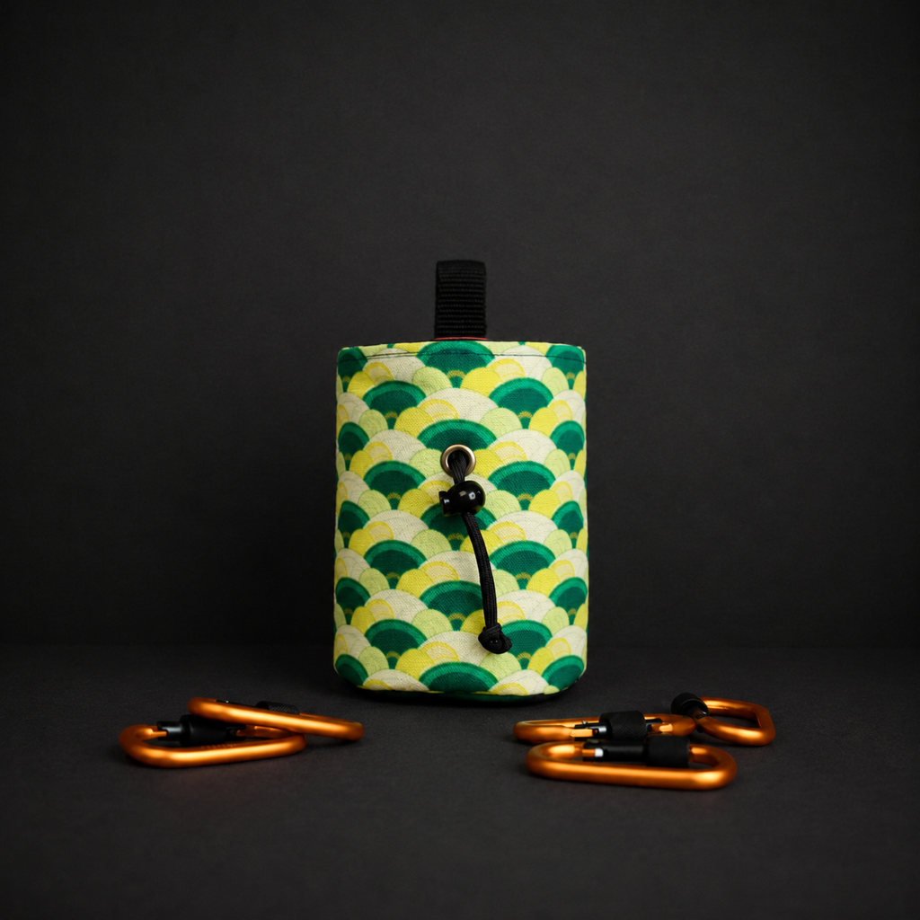 Green Retro Wave Chalk Bag