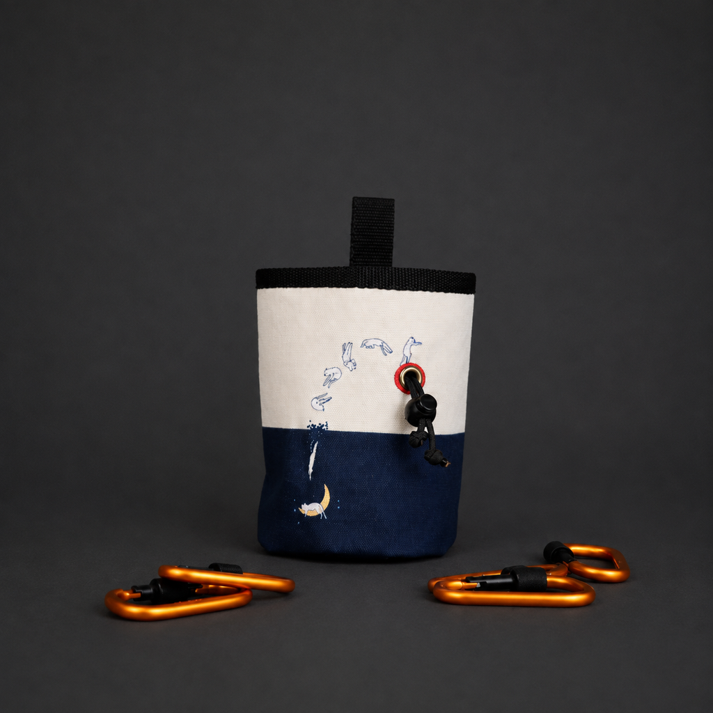 Acrobat Cat Chalk Bag