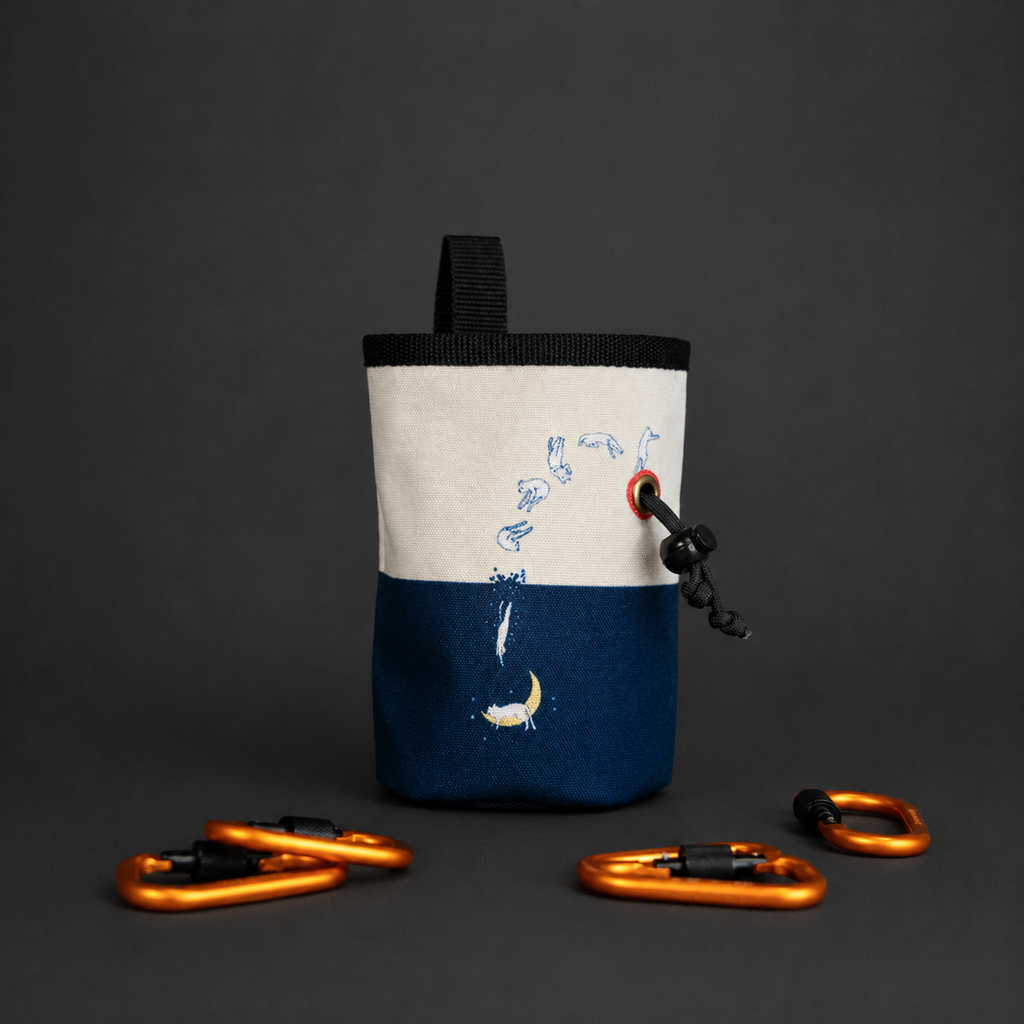 Acrobat Cat Chalk Bag